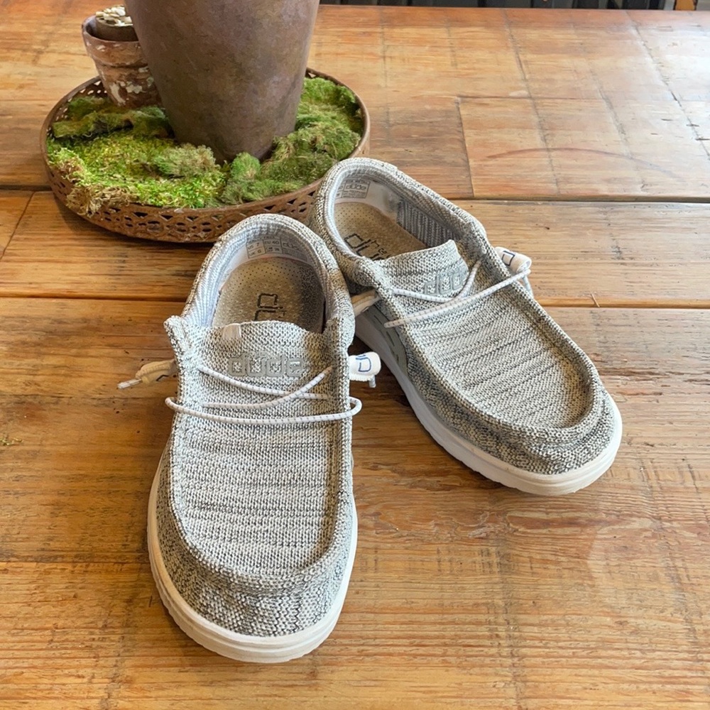Hey Dude Wally Sox grey 7 men’s